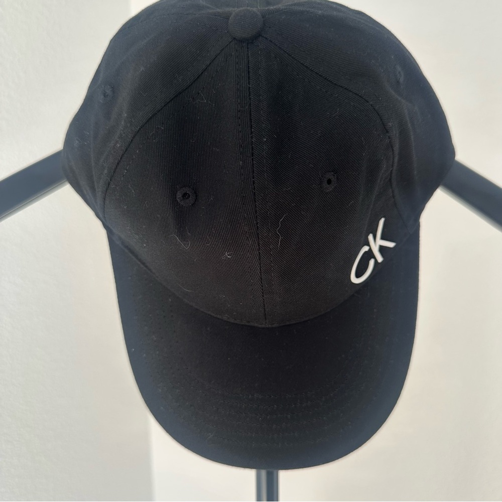Calvin Klein Black Adjustable Cap - Picture 2 of 6